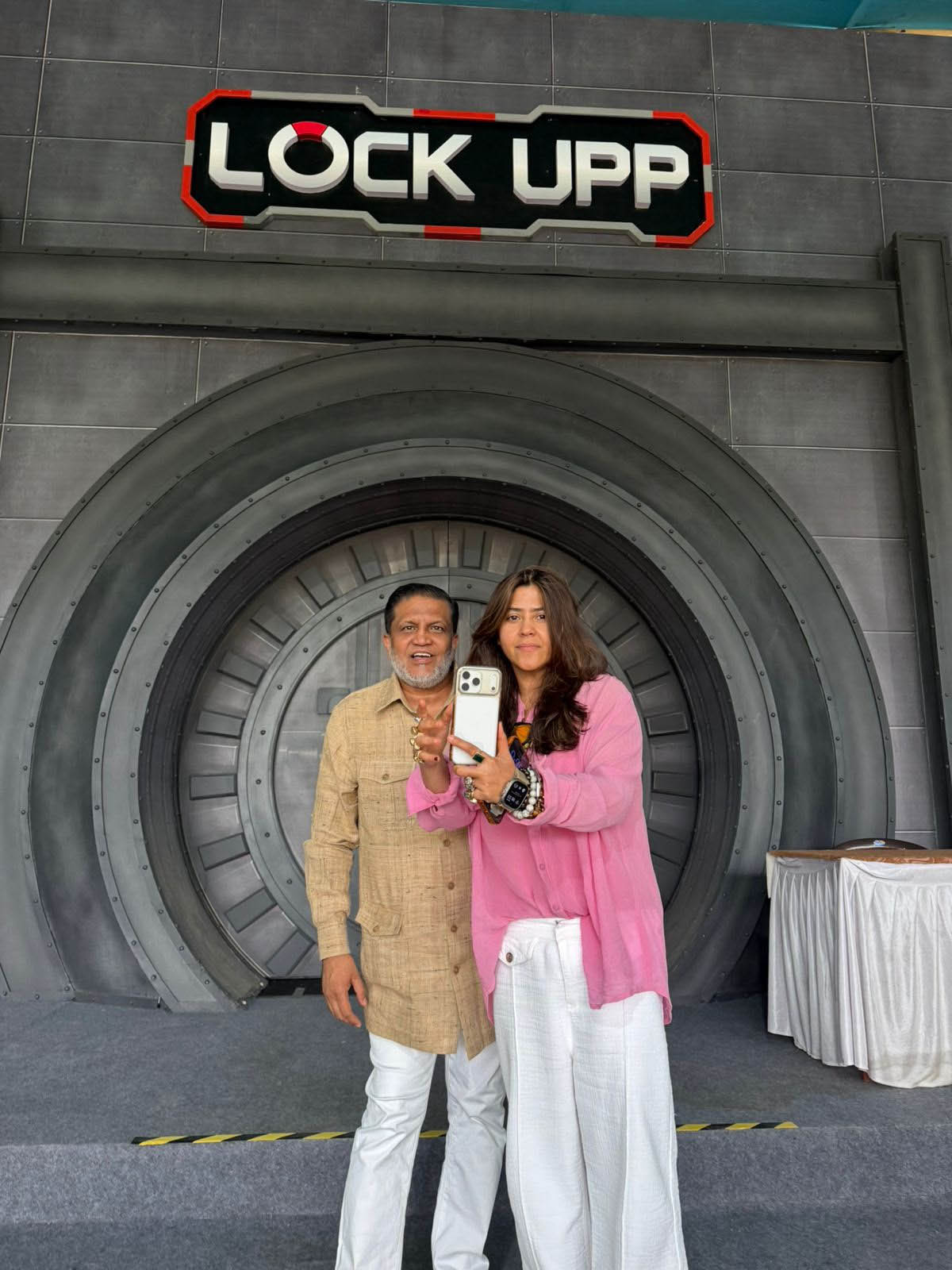 मुंबई में ‘कंटेंट क्वीन’ से मिले हाजी शकील सैफी, बिहार में ‘सैफी फिल्म सिटी’ के सपने पर हुई खास चर्चा